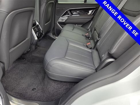 Used 2024 Land Rover Range Rover SE image 23