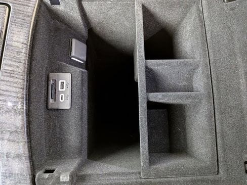 Certified 2023 Cadillac Escalade ESV Premium Luxury image 24