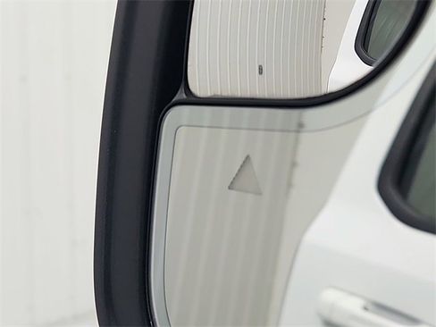 Used 2023 RAM 1500 Laramie image 22