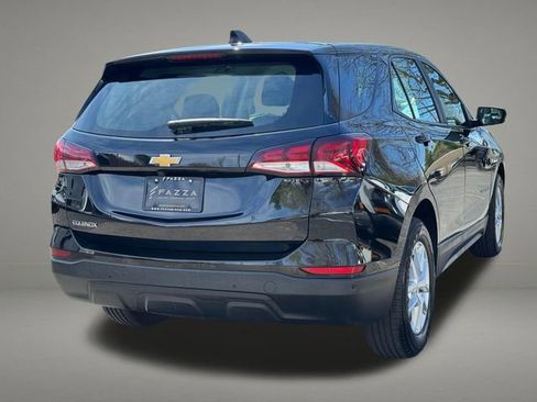 Used 2022 Chevrolet Equinox LS image 5