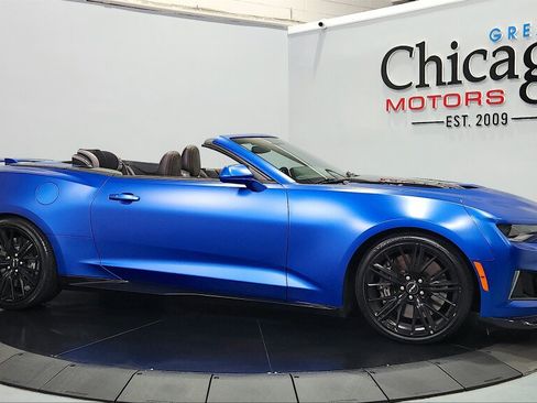Used 2018 Chevrolet Camaro ZL1 RWD image 1
