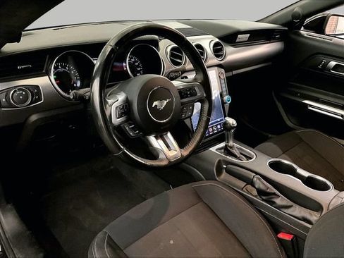 Used 2021 Ford Mustang GT RWD image 12