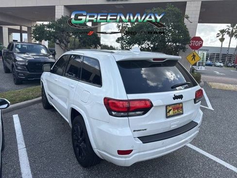 Used 2020 Jeep Grand Cherokee Altitude image 8