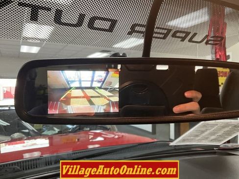 Used 2016 Ford F350 XLT w/ XLT Premium Package image 23