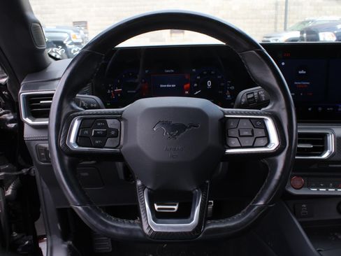 Used 2025 Ford Mustang Premium RWD image 13