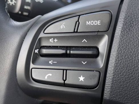Certified 2026 Hyundai Venue SEL FWD image 25