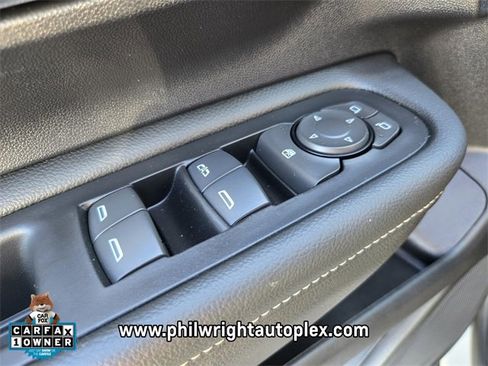 Used 2024 GMC Terrain SLE w/ Driver Convenience Package image 25