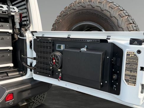 Used 2024 Jeep Wrangler Unlimited Rubicon 392 AWD/4WD image 32