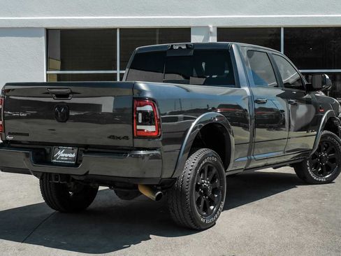 Used 2022 RAM 2500 Laramie w/ Night Edition AWD/4WD image 10