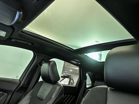 Used 2020 Ford Edge ST w/ Equipment Group 401A AWD/4WD image 15