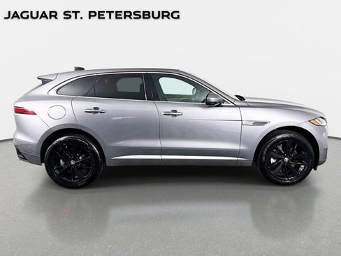 Used 2026 Jaguar F-PACE R-Dynamic S image 4