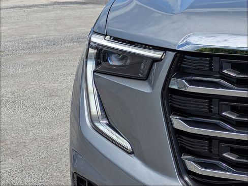 New 2026 GMC Acadia Elevation FWD image 10