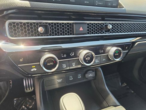 Used 2025 Honda Civic Sport Touring image 15