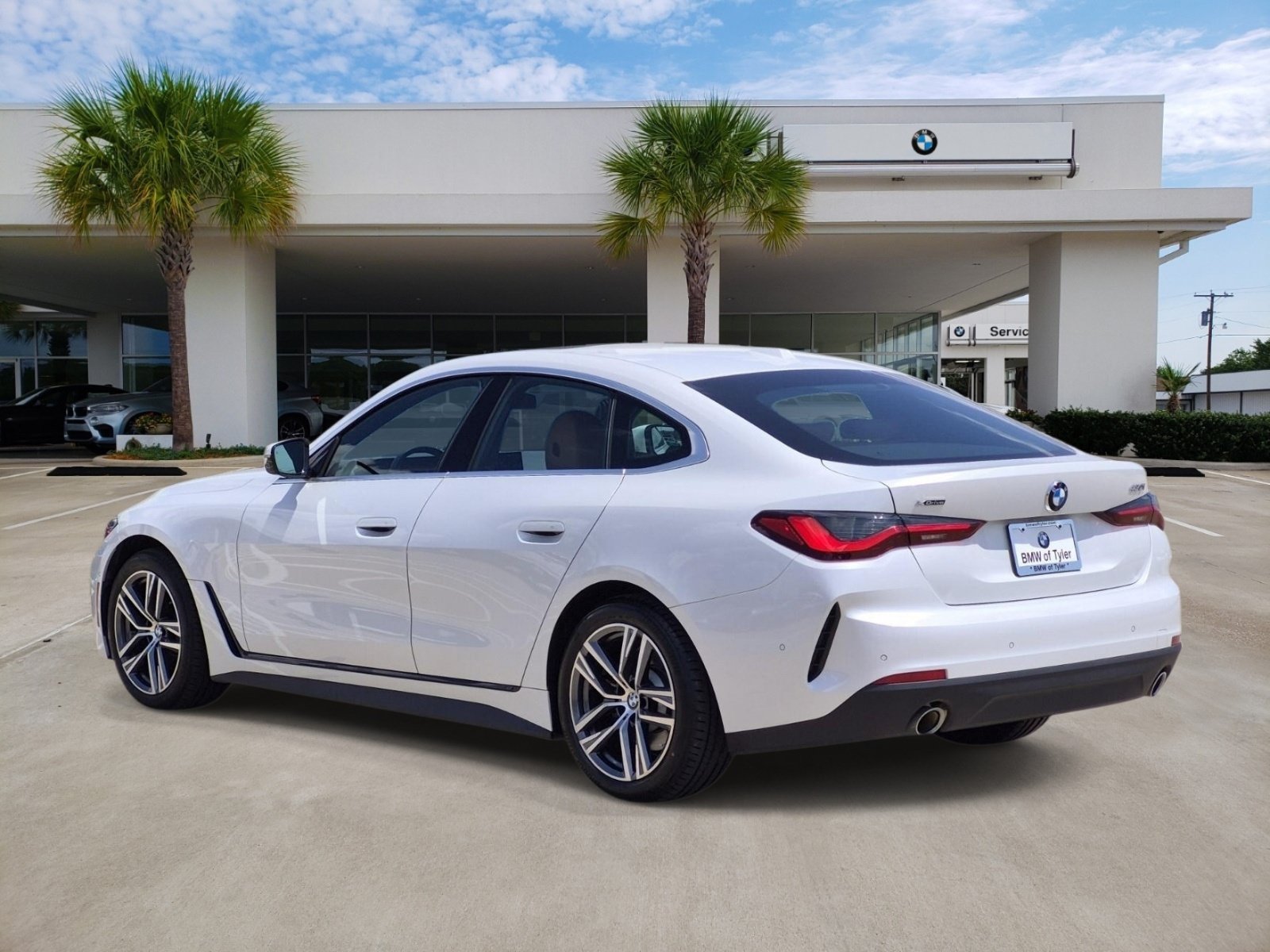 Certified 2024 BMW 430i Gran Coupe xDrive w/ Premium Package AWD/4WD image 4