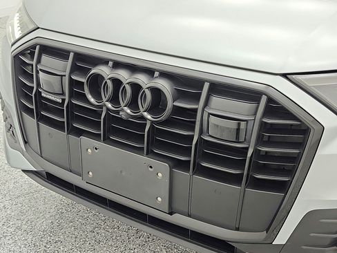 Used 2023 Audi Q7 3.0T Premium Plus w/ Premium Plus Package image 19