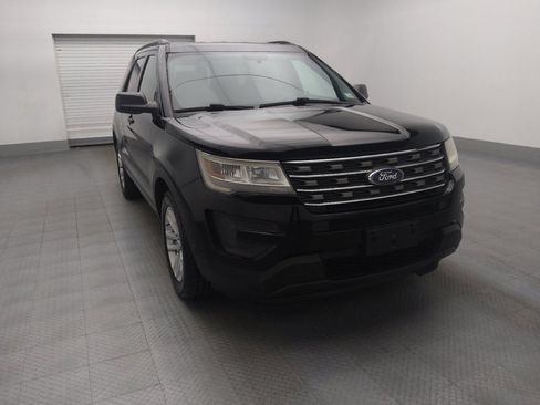 Used 2017 Ford Explorer FWD image 14