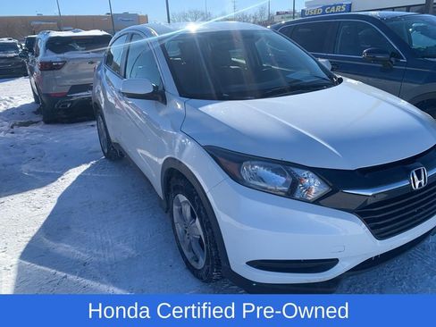 Certified 2018 Honda HR-V LX image 4
