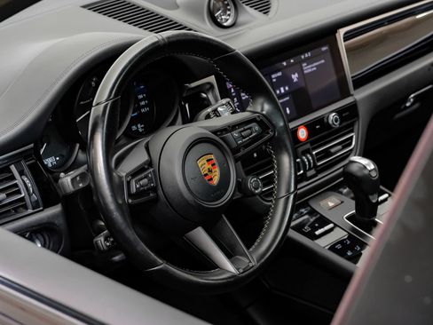 Used 2023 Porsche Macan Turbo AWD/4WD image 20