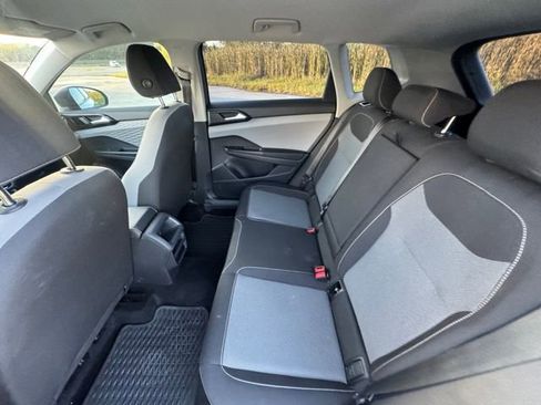 Used 2022 Volkswagen Taos S FWD image 29