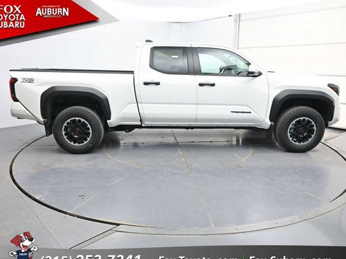 New 2025 Toyota Tacoma TRD Off-Road image 14