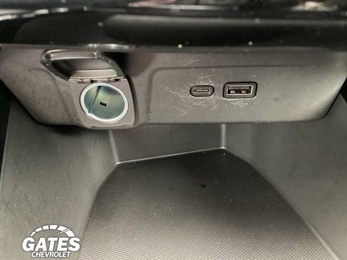 Used 2025 Chevrolet Trax ACTIV w/ Driver Confidence Package FWD image 19