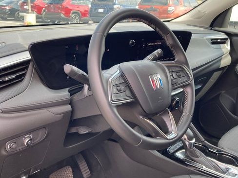 Used 2025 Buick Encore GX Preferred image 7