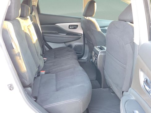 Used 2020 Nissan Murano S w/ Technology Package image 17