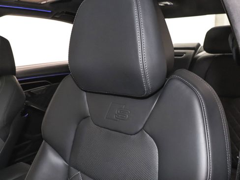 Used 2024 Audi S8 image 26
