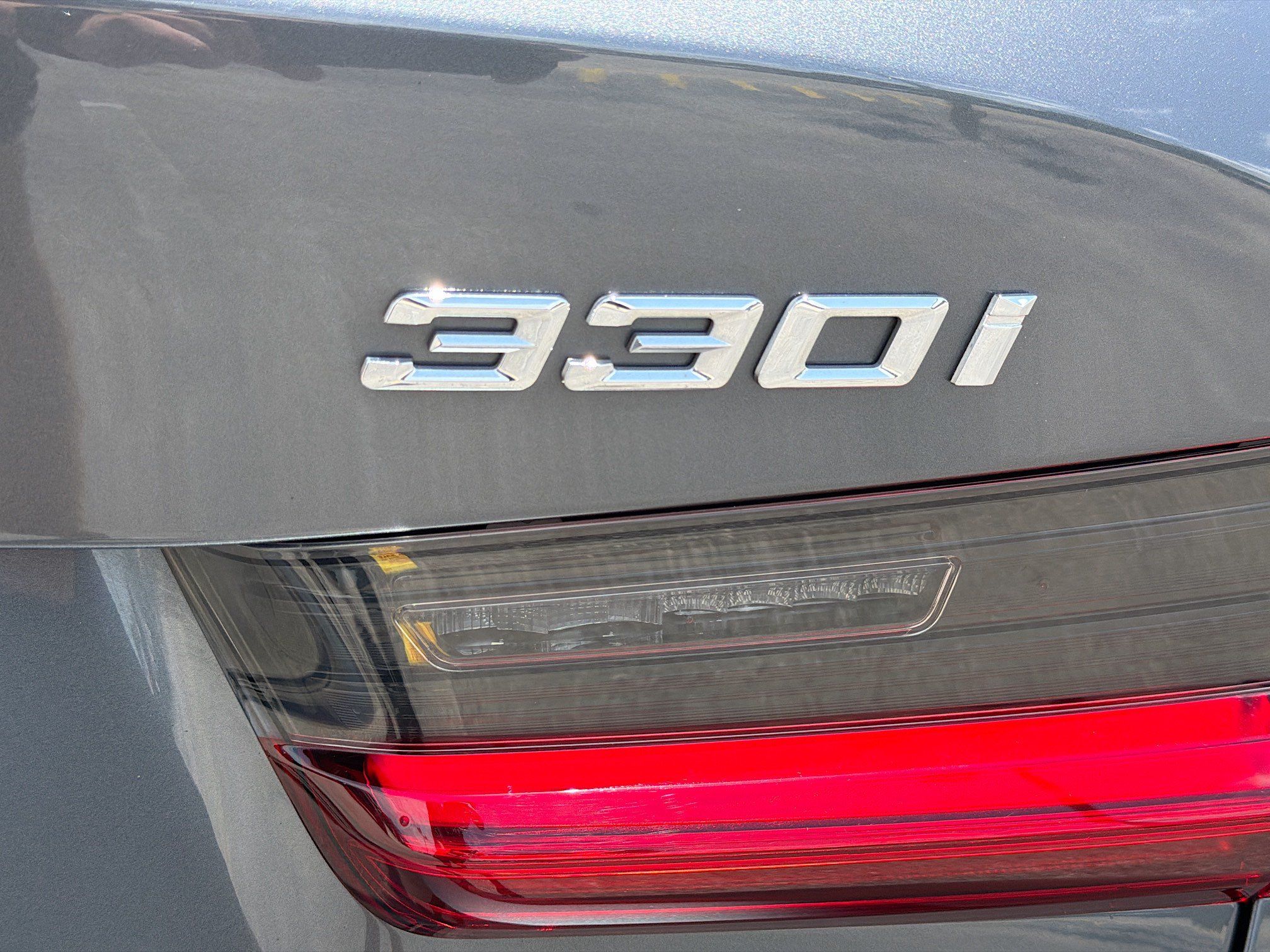Used 2021 BMW 330i Sedan w/ Premium Package RWD image 11