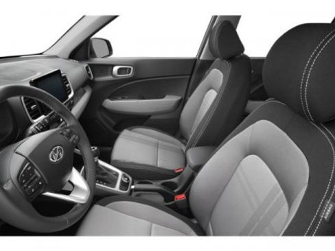 Used 2026 Hyundai Venue SEL FWD image 11