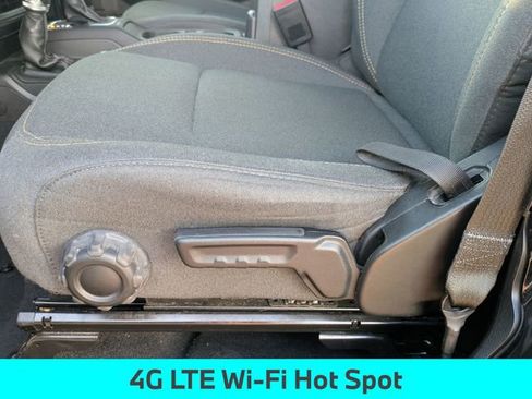 Used 2024 Jeep Wrangler Unlimited Sahara image 17