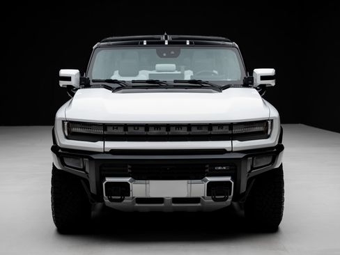 Used 2022 GMC Hummer EV Edition 1 w/ LPO, Illumination Package AWD/4WD image 8
