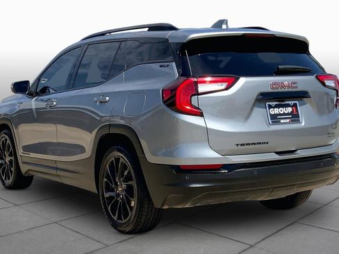 Used 2023 GMC Terrain SLT w/ Infotainment Package II FWD image 11
