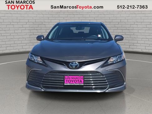 Used 2023 Toyota Camry LE image 2