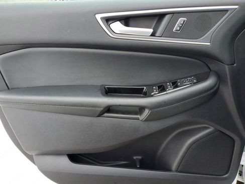 Used 2020 Ford Edge SEL w/ Convenience Package image 27