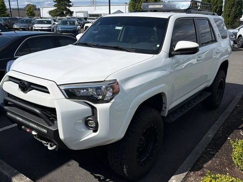 Used 2021 Toyota 4Runner Trail Special Edition AWD/4WD image 5