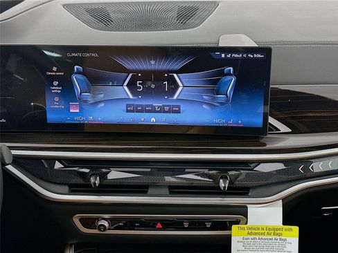 New 2026 BMW X5 xDrive40i w/ Premium Package image 16