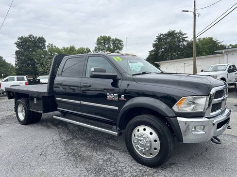 Used 2015 RAM 4500 Tradesman w/ Chrome Appearance Group AWD/4WD image 4
