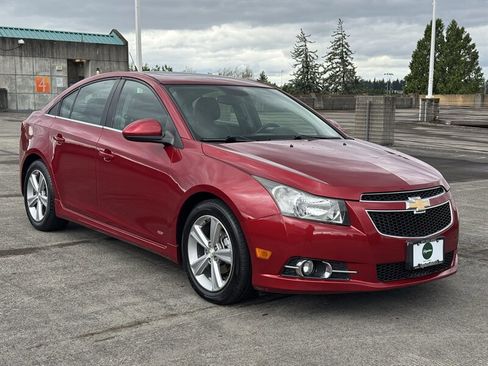 Used 2012 Chevrolet Cruze LT w/ RS Package FWD image 7