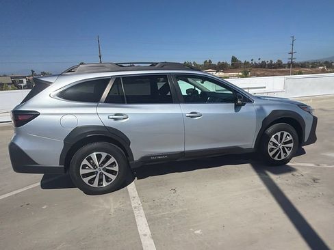 Certified 2024 Subaru Outback Premium AWD/4WD image 10