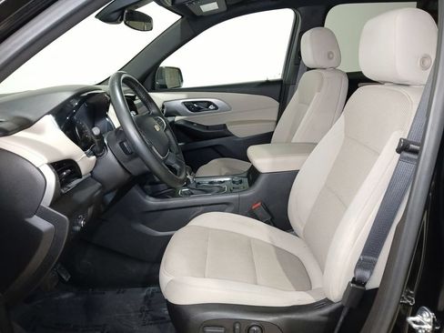 Certified 2023 Chevrolet Traverse LT w/ LPO, Cargo Package AWD/4WD image 9