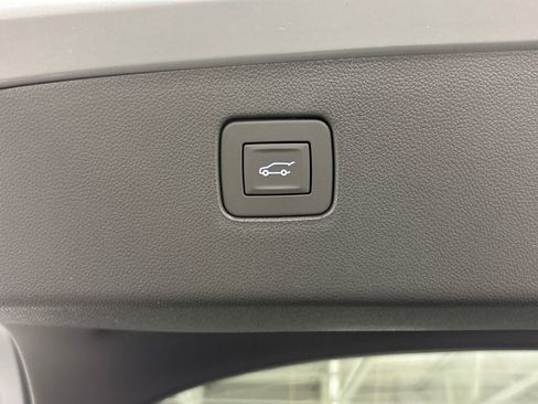 New 2026 Buick Envista Sport Touring w/ Convenience I Package FWD image 17