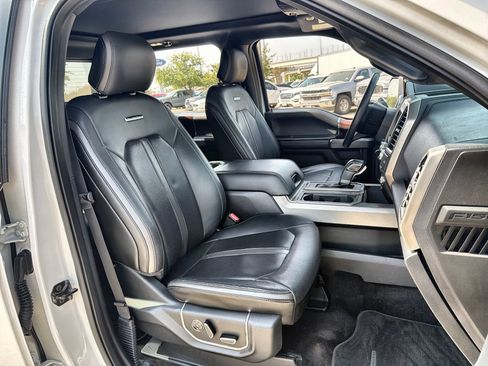 Used 2016 Ford F150 Platinum w/ Equipment Group 701A Luxury AWD/4WD image 25