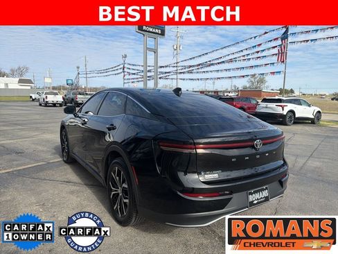 Used 2024 Toyota Crown AWD/4WD image 5