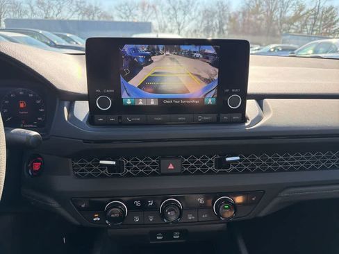 Certified 2024 Honda Accord EX image 27