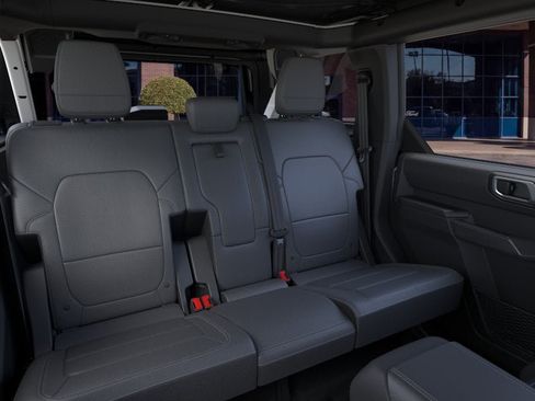 New 2026 Ford Bronco Outer Banks AWD/4WD image 11
