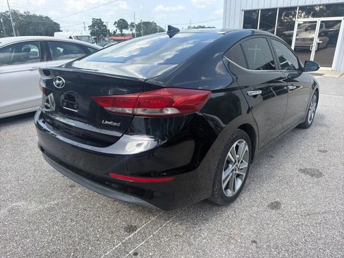 Used 2017 Hyundai Elantra Limited FWD image 7
