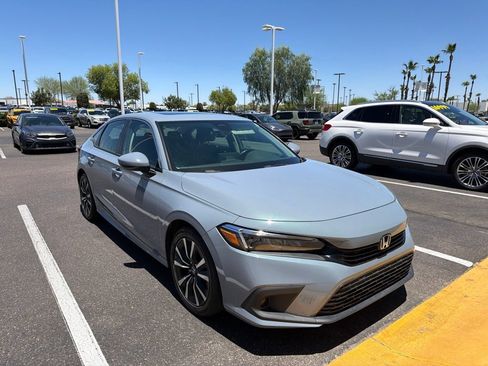 Certified 2023 Honda Civic EX image 3