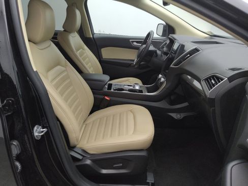 Used 2023 Ford Edge SEL image 21