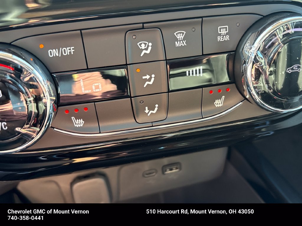 New 2026 Chevrolet Trax LT w/ LT Convenience Package FWD image 31